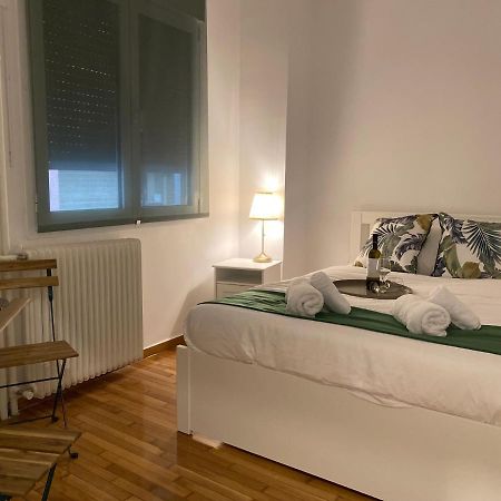Elia Modern Apartment Atena Exterior foto